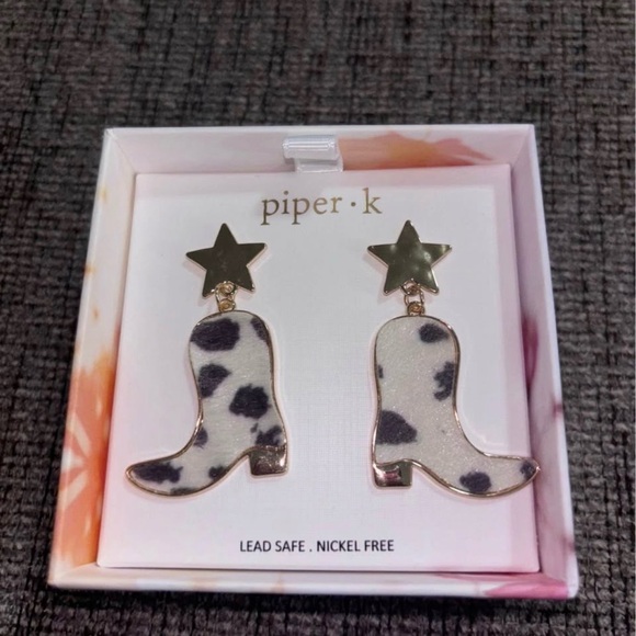 Piper Jewelry - Piper Star Top Cow Print Cowboy Boot Earrings - Black & White